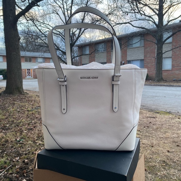New！MK Michael Kors Aria Leather Large Pebbled Leather tote Shoulder Bag - Picture 1 of 10